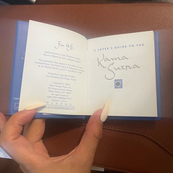 Kama Sutra tiny book - Picture 3 of 3